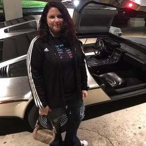 Meet your Posher, Holly